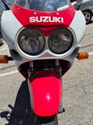 Suzuki GSX-R 750