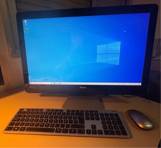 ASUS Zen Aio ZN241IC Plata