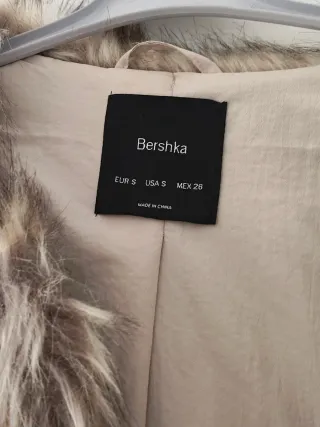 Bershka Chaquetón Pelo Talla S