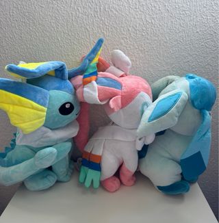 Lote Peluches Pokemon Vaporeon Sylveon y Glaceon