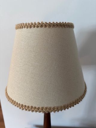Lámpara vintage madera y tela