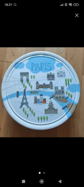 Caja metálica decorativa Paris.Muy bonita
