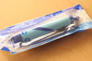 Mini Filtro de agua portátil potabilizador.