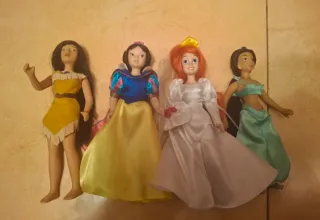 Lote 4 Muñecas Disney Porcelana
