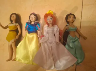 Lote 4 Muñecas Disney Porcelana