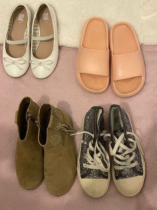 Lote Zapatos Niñas (Blanco, Rosa, Marrón, Plata)