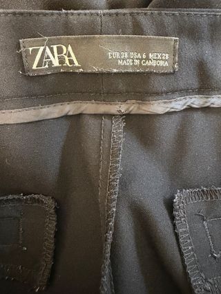 Pantalones negros Zara
