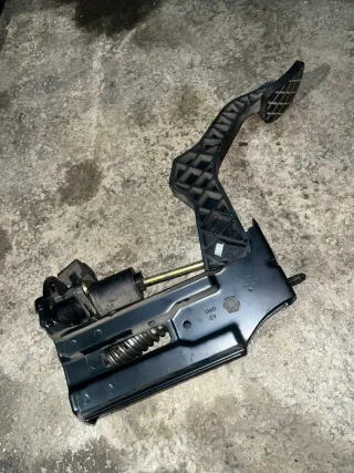Pedal Embrague Audi A3 8L