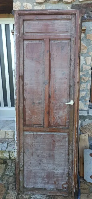 Puertas de madera antigua