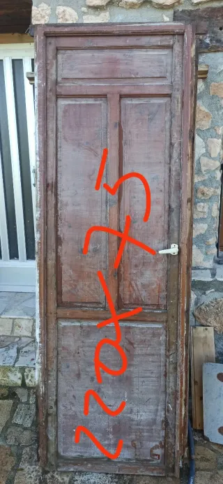 Puertas de madera antigua