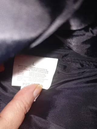 Piumino donna nero con cappuccio