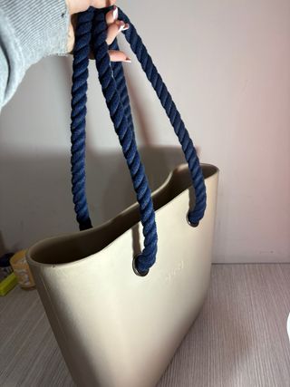 Borsa O bag beige con 2 paia di manici