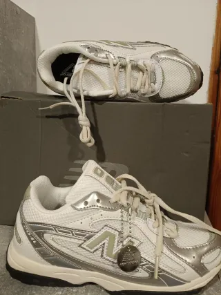 Zapatillas New Balance 204 Gris Plata