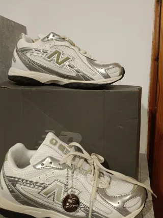 Zapatillas New Balance 204 Gris Plata