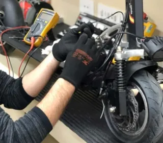 Reparación de patinete