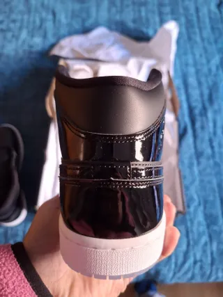 Nike Air Jordan 1  Space Jam