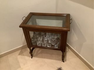 Camarera licorera vintage madera y cristal