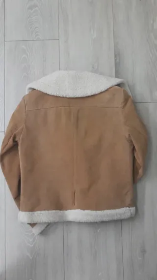 Cazadora efecto ante Zara forrada talla M