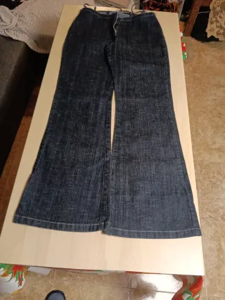 Pantalones Ichi Azul Acampanados