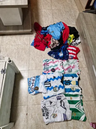 Lote de camisetas de fútbol
