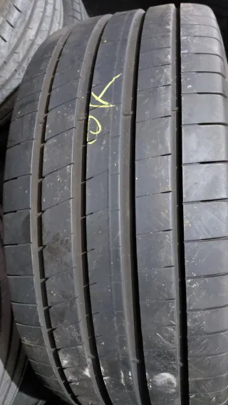 Neumático 275/45/20