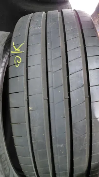 Neumático 275/45/20