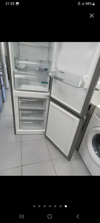 Nevera Siemens 2,cm nueva con tara 1 años garantía