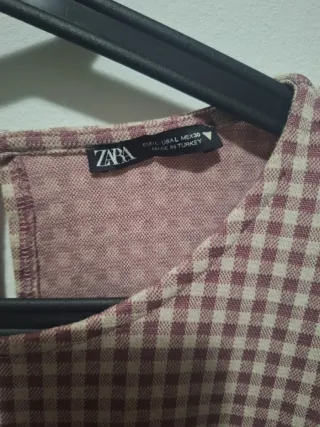 Vestido Zara cuadros rosa y blanco con hombreras