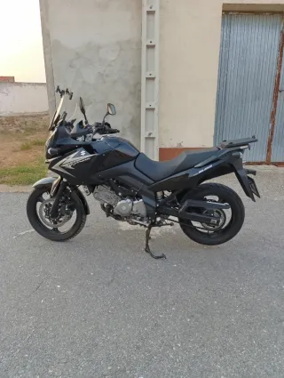 Suzuki V-Strom 650