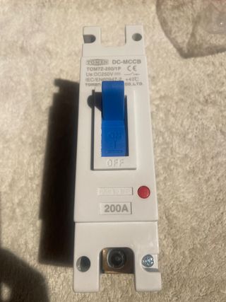 Interruptor DC-MCCB TOMZN 200A