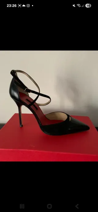 Zapatos Carolina Herrera tacón negro y rojo