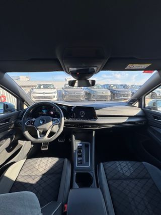 VW Golf R-Line 2.0TDi 150cv automatico