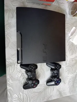 PlayStation 3 Negra + 8 Juegos