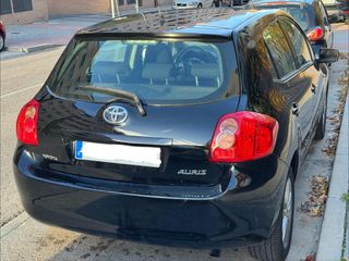 Toyota Auris 2009
