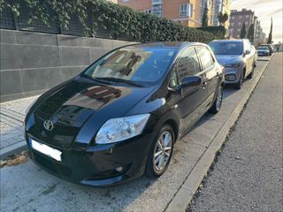 Toyota Auris 2009