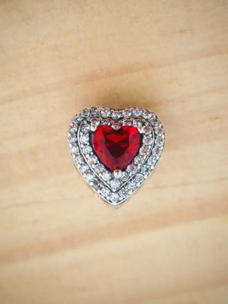 Charm Corazón Rojo Brillante Plata
