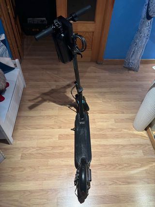 Patín Eléctrico + Cargador + Candado