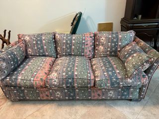 Divano 3 posti + 2 poltrone singole