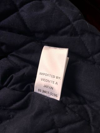 Chaqueta de cuero marrón con cuello de borrego