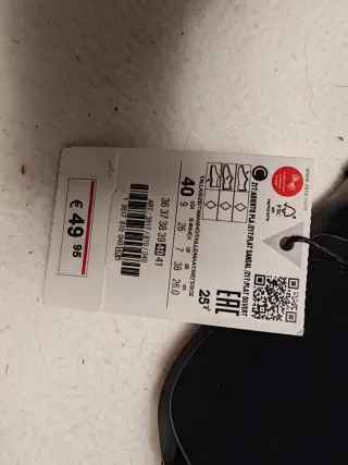 Sandalias Zara con cremallera