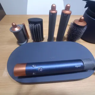 Secador Moldeador Dyson Negro