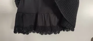 Falda negra con encaje sin estrenar
