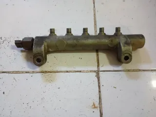 Rampa Inyeccion Nissan Almera