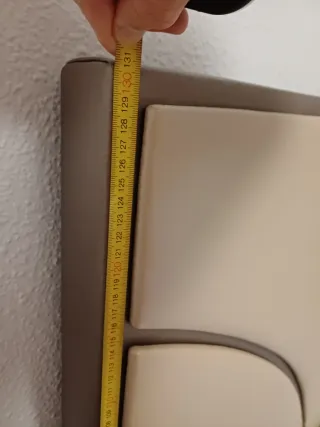 Cabecero polipiel beige diseño moderno