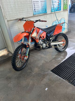 KTM 200