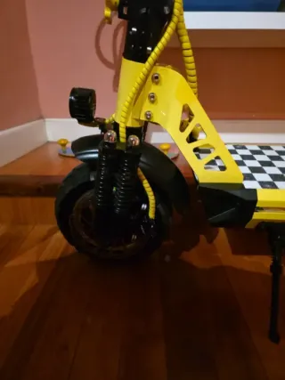 Patinete Eléctrico Spark Amarillo