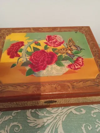 Neceser madera decorada tapa vintage
