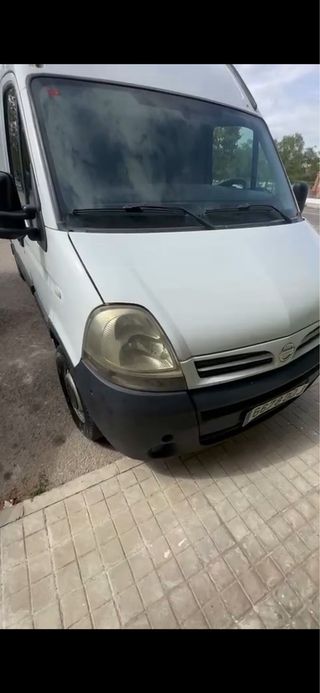 Nissan Interstar 2004