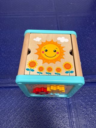 Caja de aprendizaje de madera