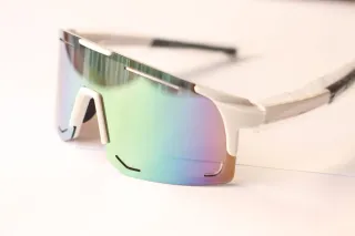 Gafas ciclista blancas / grises.